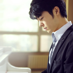 左妻右妾网站地址在线观看
